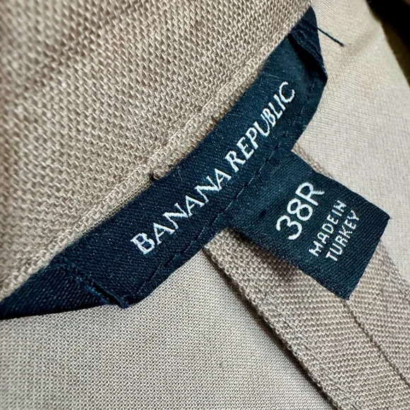 Banana Republic Tan Blazer - Picture 3 of 9